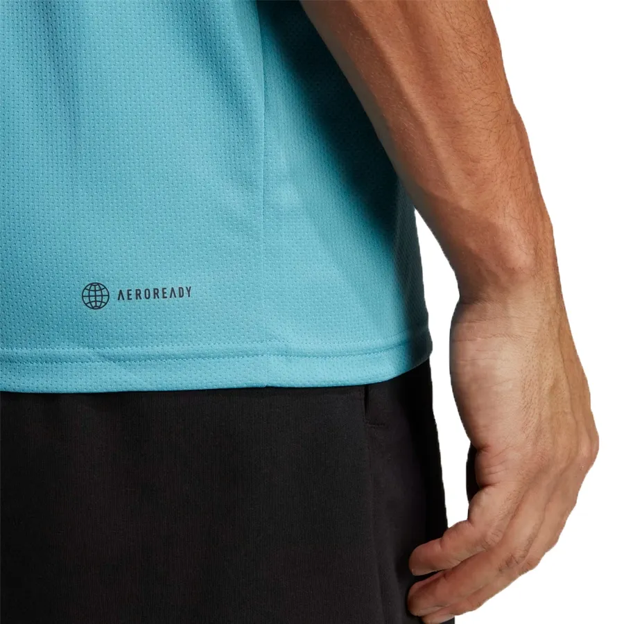 Imagen 4 de 5 de Remera adidas Train Essentials-CELESTE/NEGRO