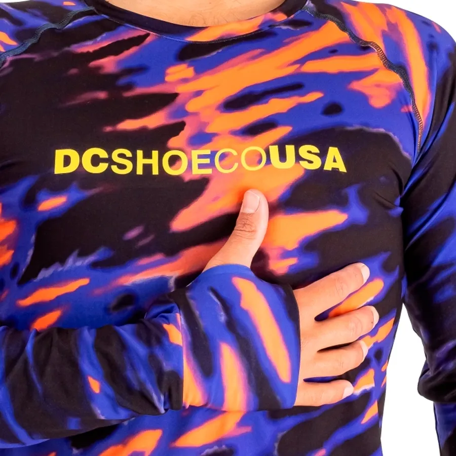 Imagen 2 de 3 de Remera Dc Snow Angled-AZUL/NEGRO/NARANJA