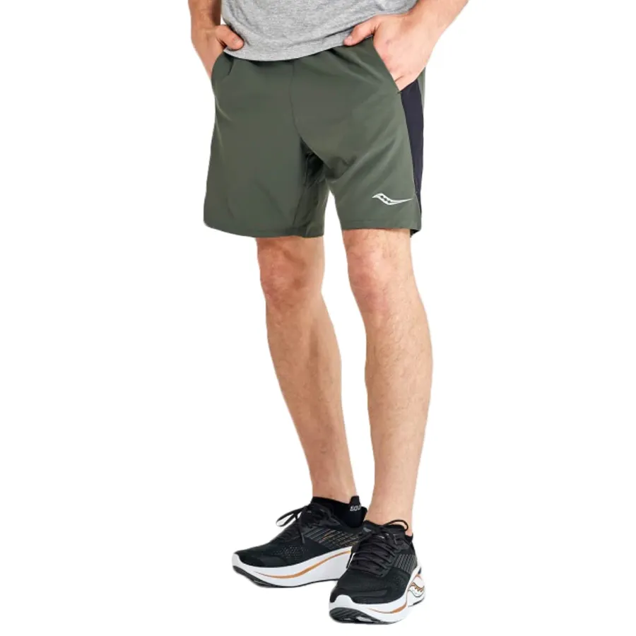 Imagen 0 de 4 de Shorts Saucony Outpace-VERDE MILITAR