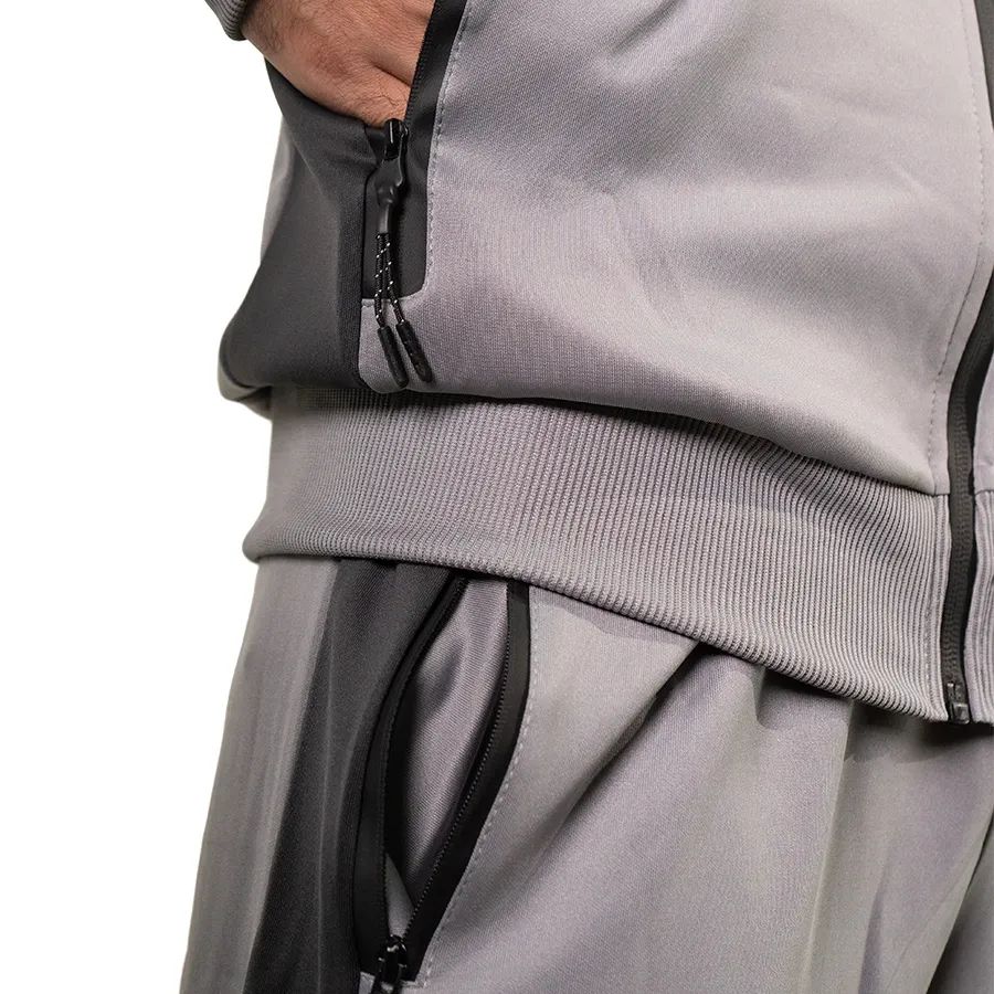 Imagen 4 de 5 de Conjunto Kamp Sport Track Suit-GRIS/NEGRO