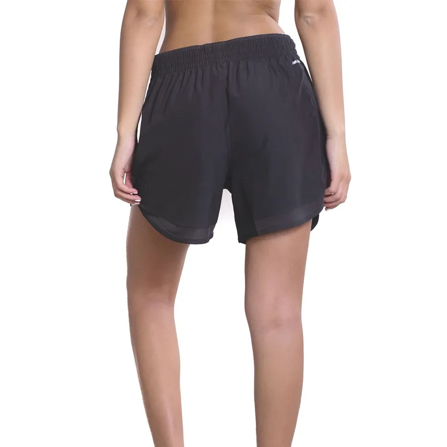 Imagen 3 de 5 de Shorts New Balance Accelerate 5-NEGRO