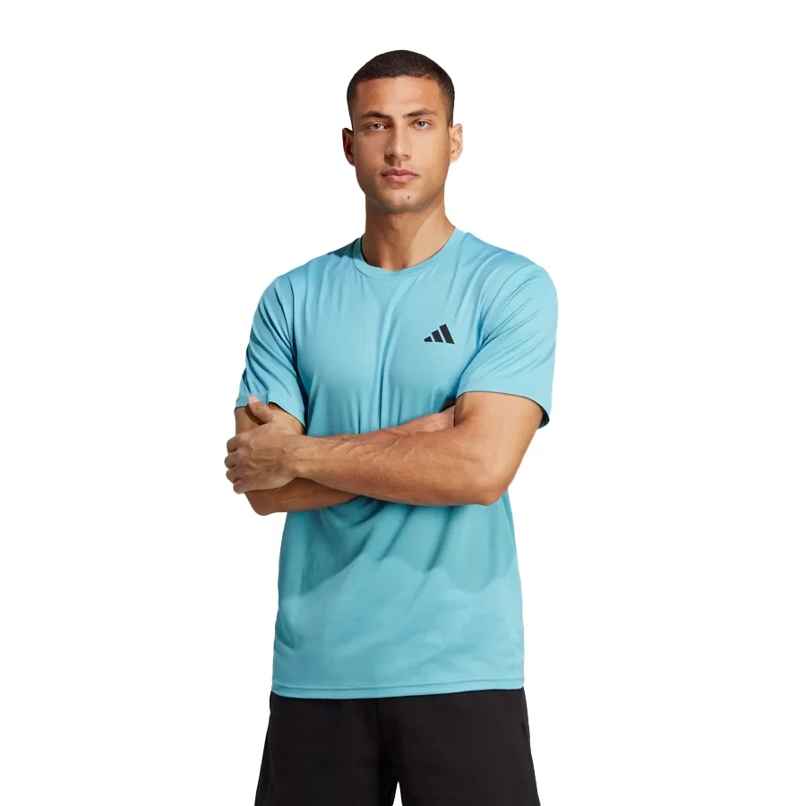 Imagen 2 de 5 de Remera adidas Train Essentials-CELESTE/NEGRO