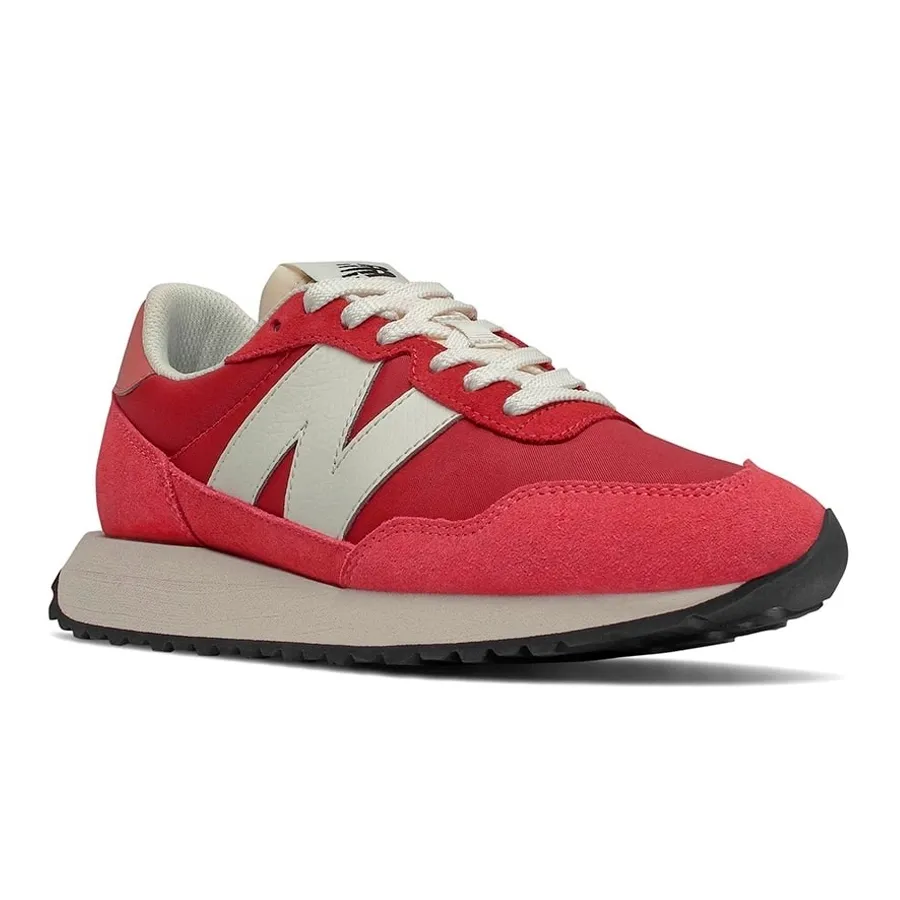 Imagen 1 de 4 de Zapatillas New Balance 237-BORDO/BEIGE