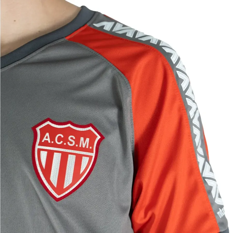 Imagen 3 de 4 de Remera Mitre Stricker San Martin Mza-GRIS/ROJO/BLANCO