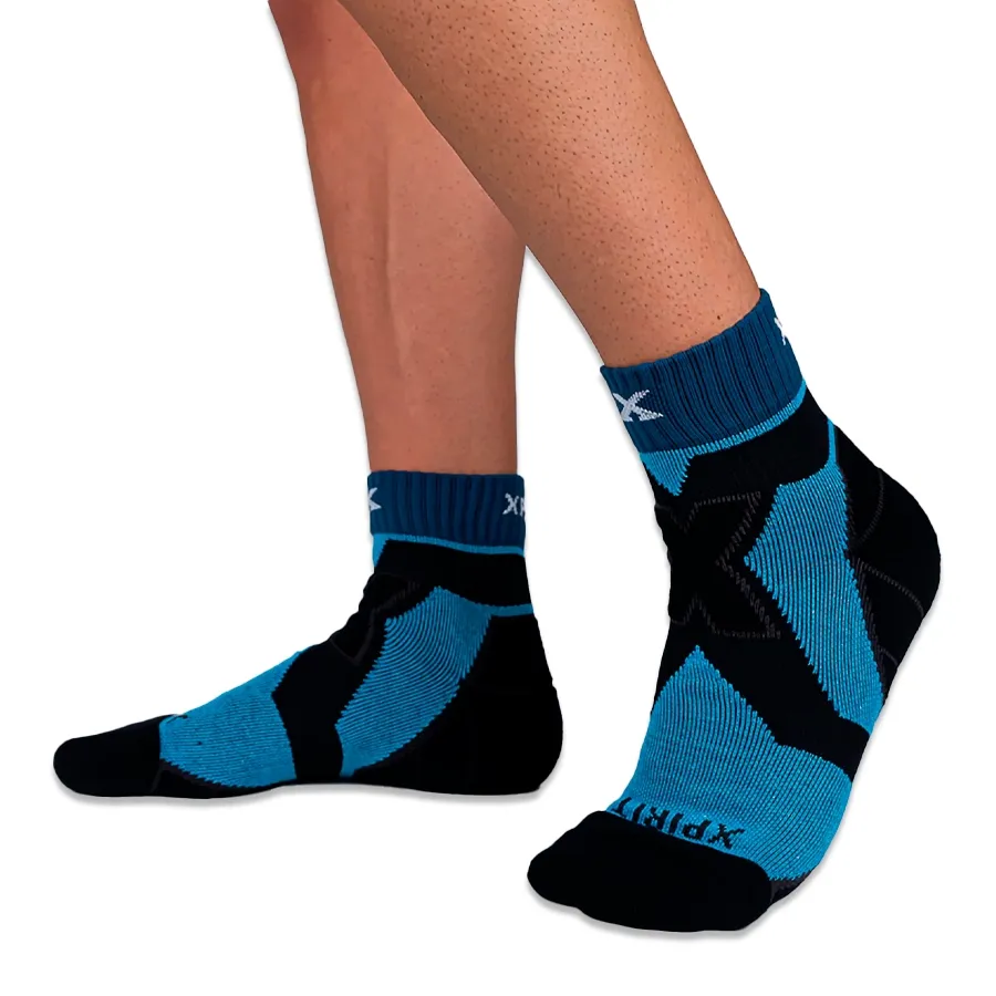 Imagen 0 de 1 de Medias Xpirit Strong Level Up Quarter-NEGRO/TURQUESA/MARINO
