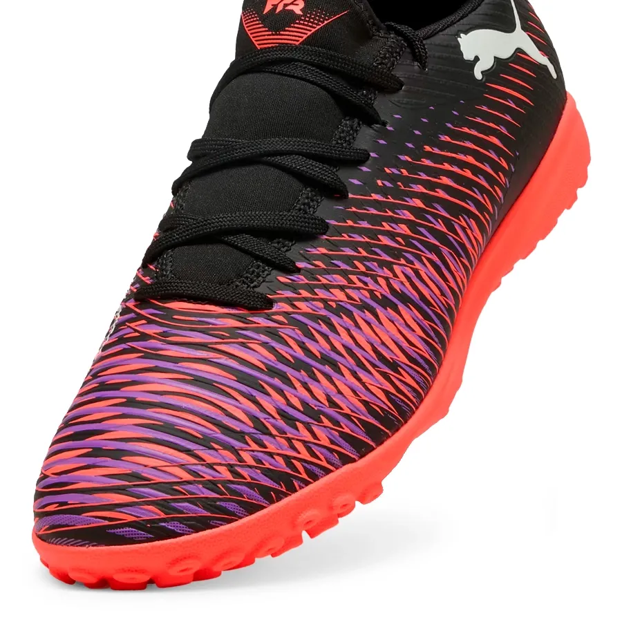 Imagen 1 de 6 de Botines Puma Future 8 Play Tt-NEGRO/VIOLETA/NARANJA