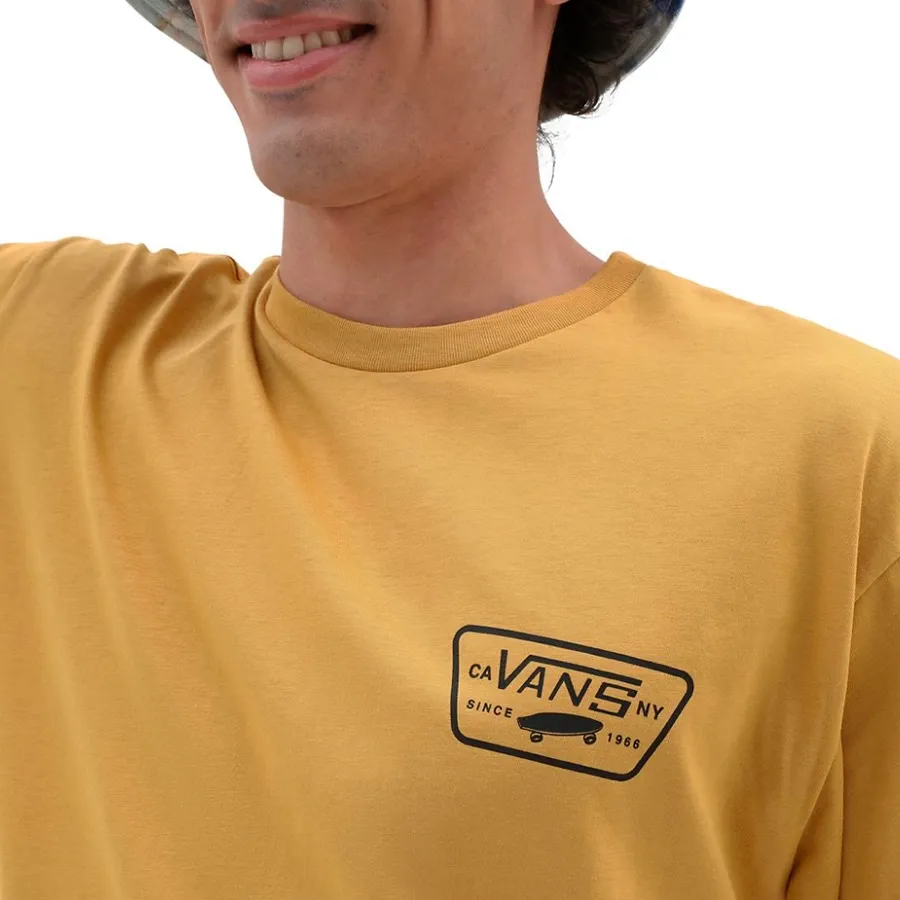 Imagen 4 de 5 de Remera Vans Full Patch Back-AMARILLO/NEGRO