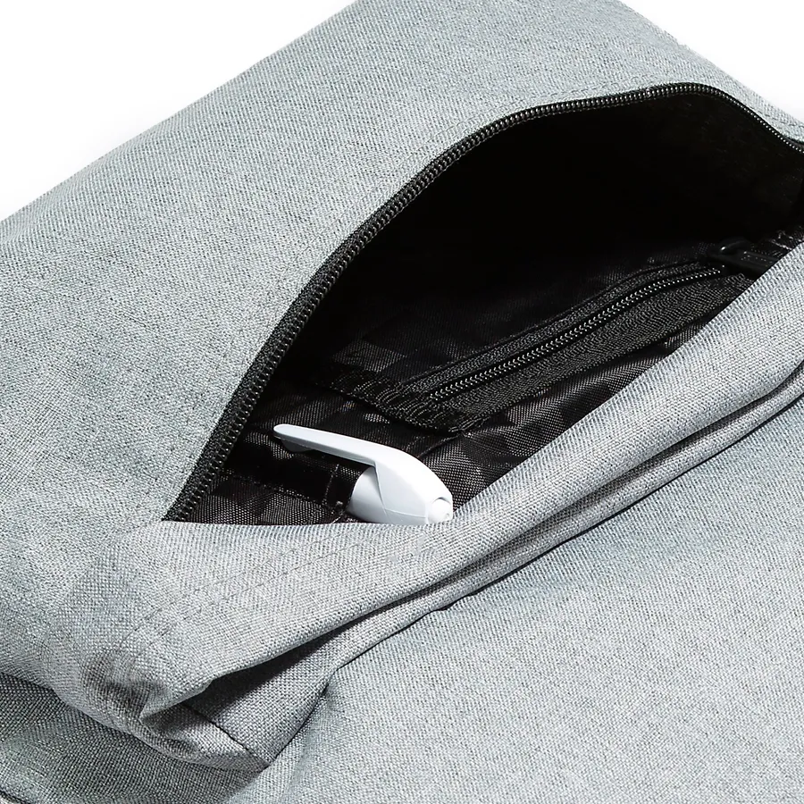 Imagen 4 de 6 de Mochila Vans Old Skool H2o-GRIS