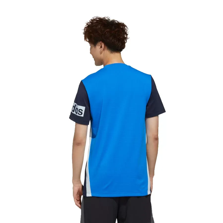 Imagen 2 de 5 de Remera adidas Aeroready colorblock-AZUL/MARINO/BLANCO