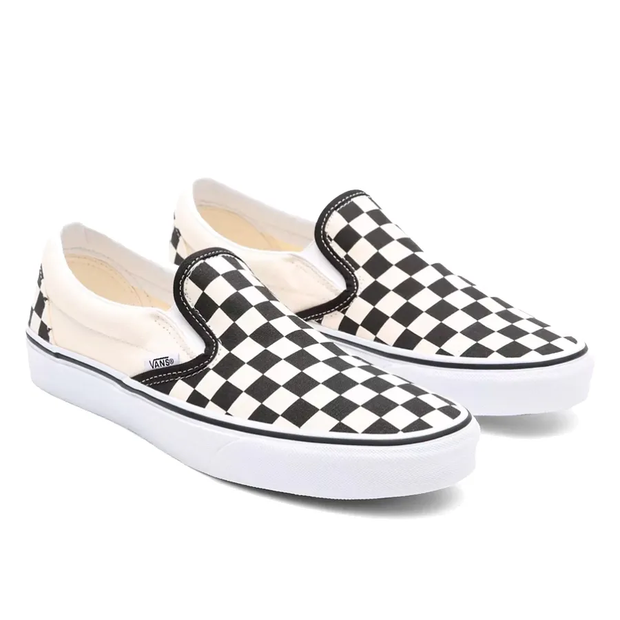 Imagen 3 de 5 de Zapatillas Vans U Classic Slip-ON-BLANCO/NEGRO