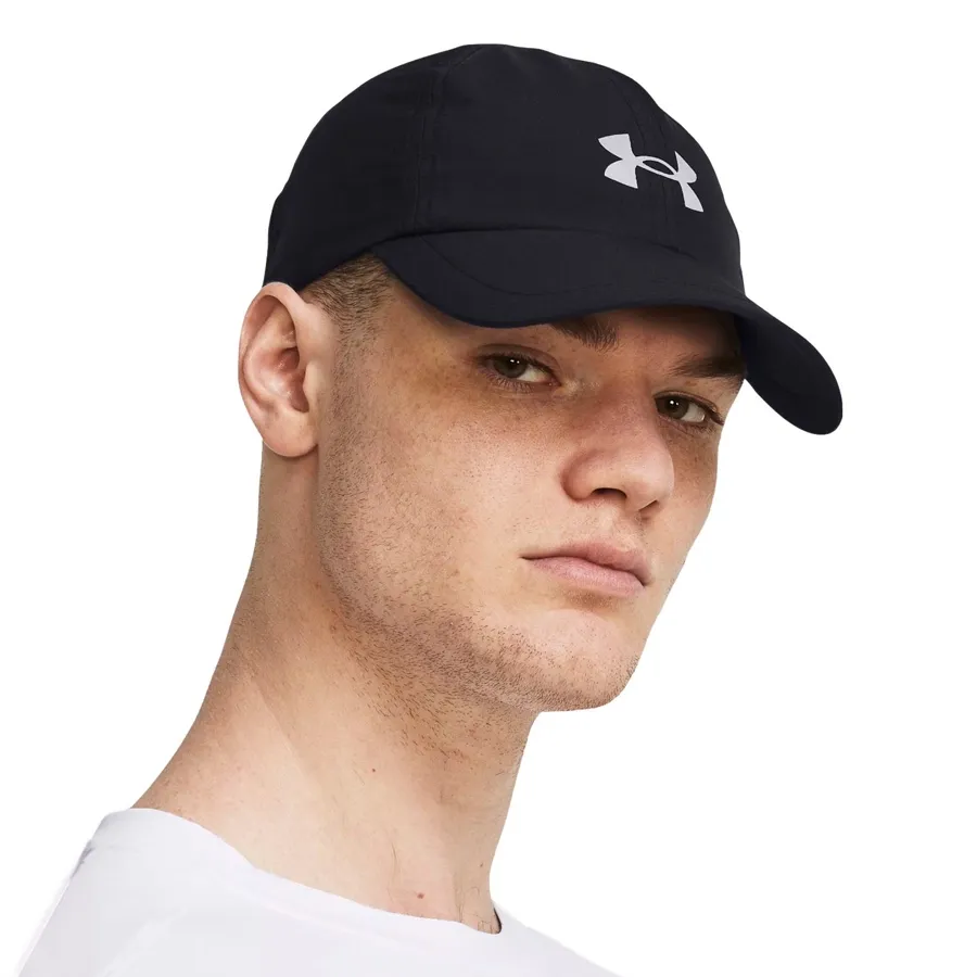 Imagen 2 de 3 de Gorra Under Armour Launch-NEGRO