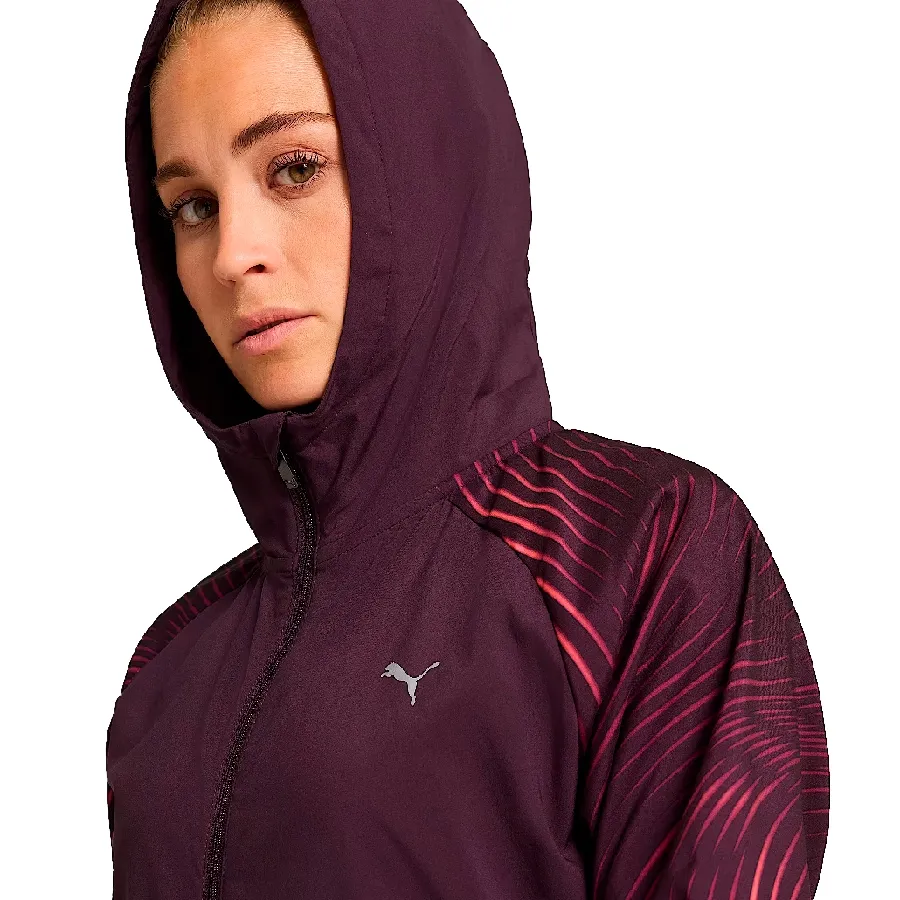 Imagen 4 de 5 de Campera Puma Running Favourite Velocity-VINO/ROSA