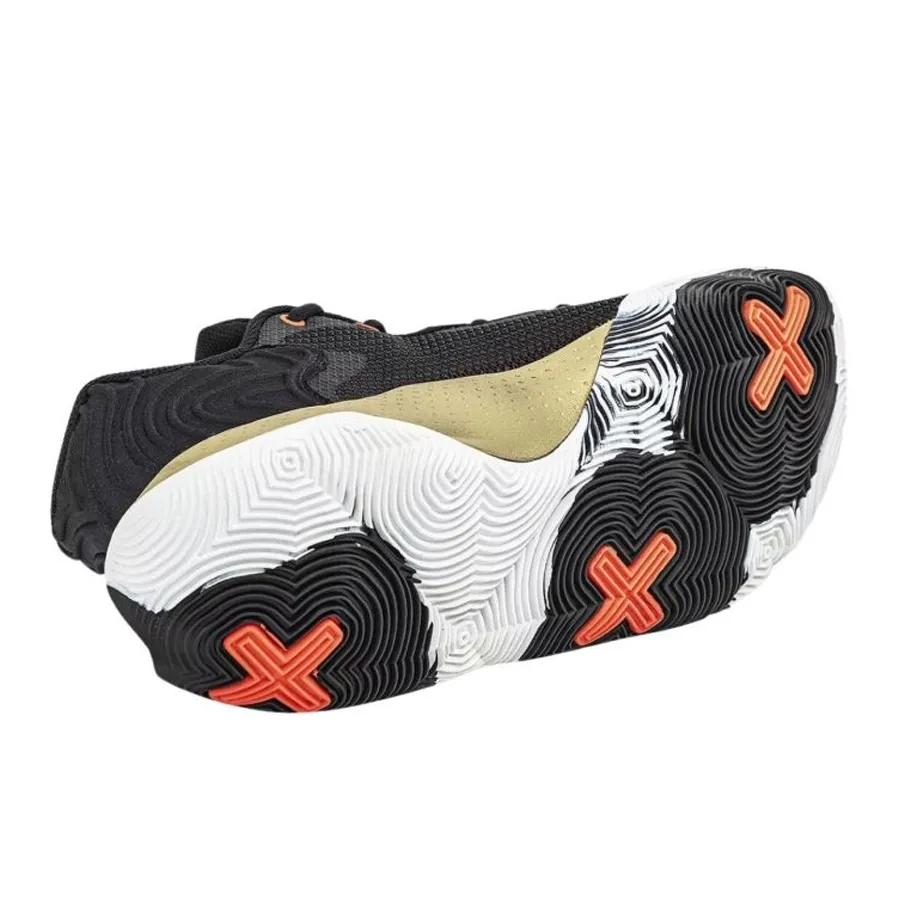 Imagen 6 de 7 de Zapatillas Under Armour Buzzer-NEGRO/ORO/GRAFITO