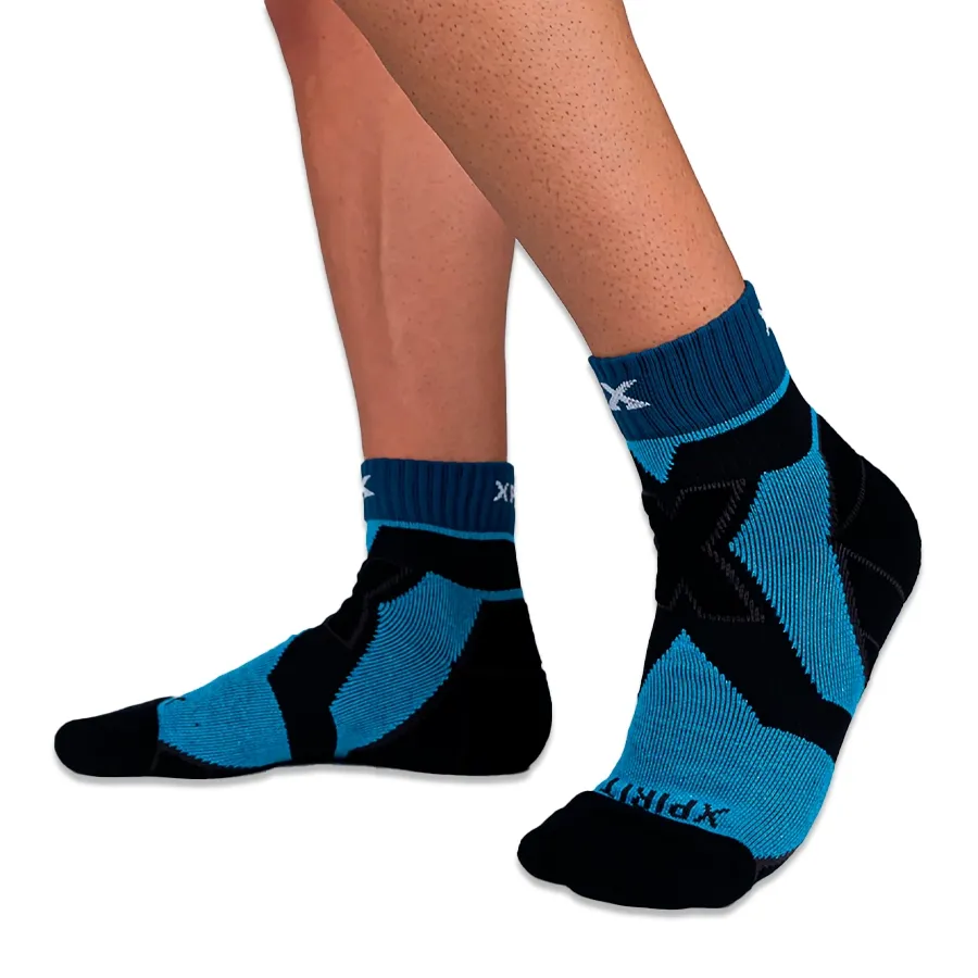 Imagen 0 de 1 de Medias Xpirit Strong Level Up Quarter-NEGRO/TURQUESA/MARINO
