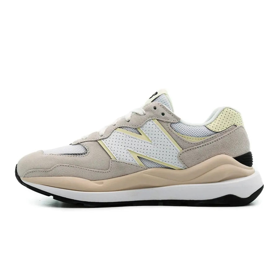 Imagen 3 de 6 de Zapatillas New Balance 57/40-CAMEL/BLANCO/AMARILLO
