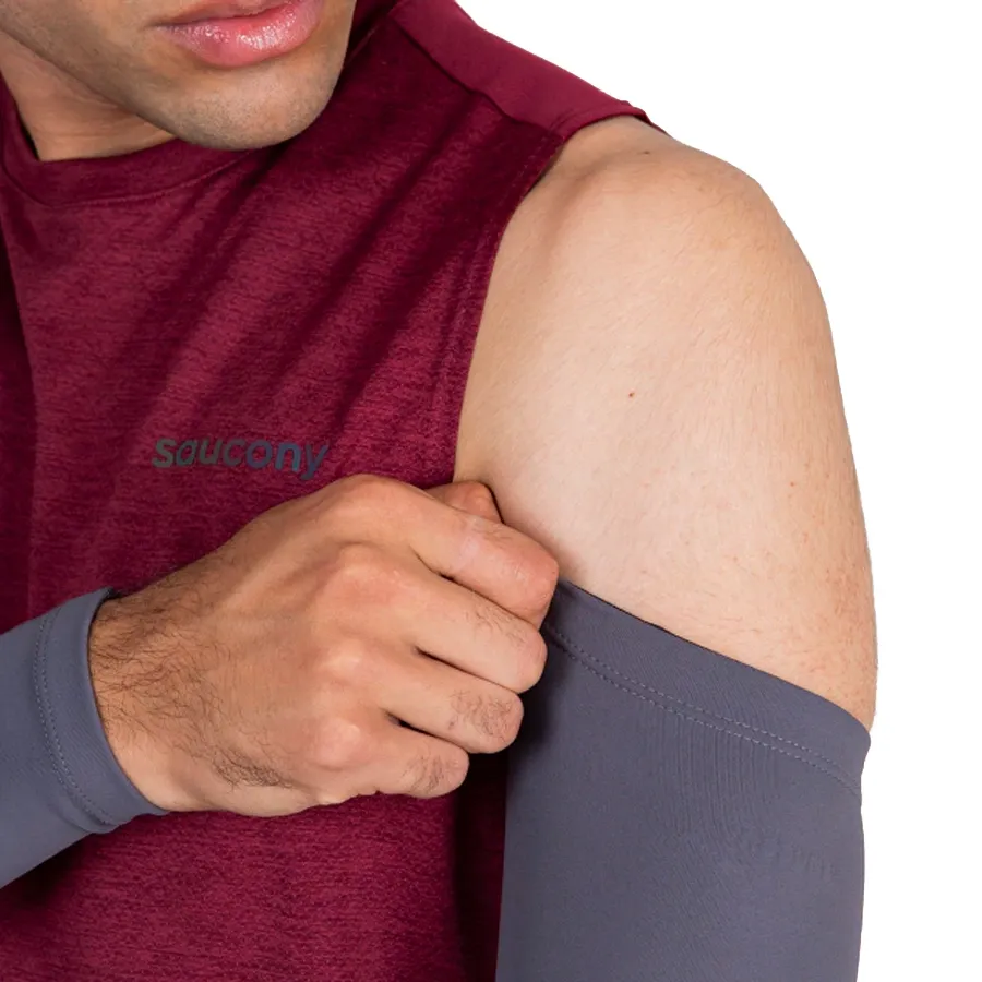 Imagen 3 de 4 de Mangas Saucony Fortify-GRIS/ROSA FLUOR