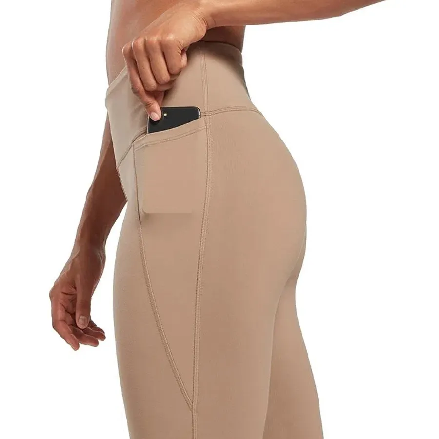 Imagen 1 de 3 de Calza Reebok Lux High-MARRON