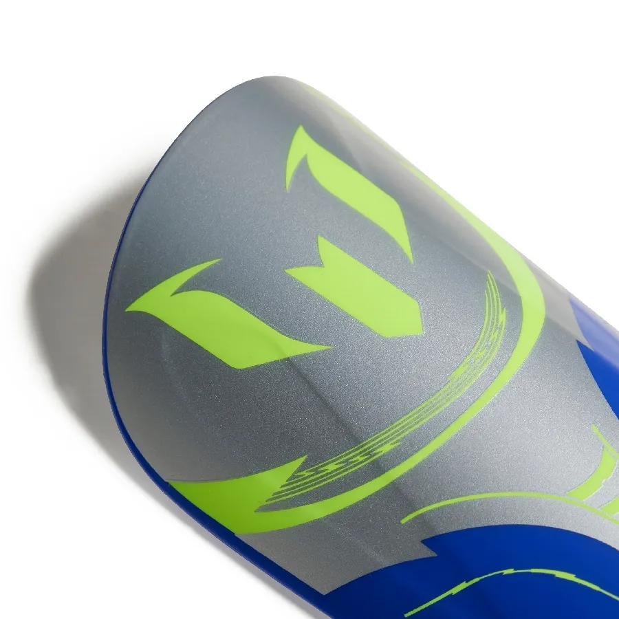 Imagen 1 de 3 de Canilleras adidas Messi Club-PLATA/AZUL/VERDE