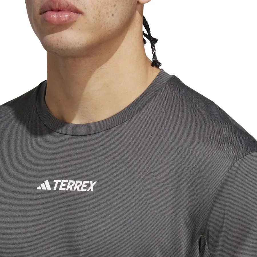 Imagen 4 de 7 de Remera adidas Terrex-GRIS/BLANCO