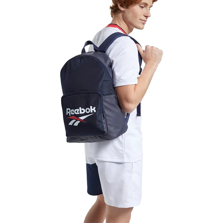 Imagen 3 de 4 de Mochila Reebok Classics Foundation-AZUL/BLANCO/ROJO