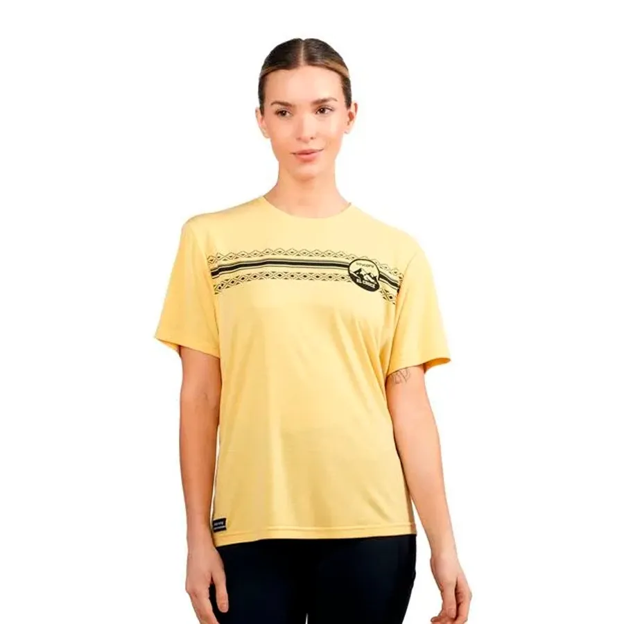 Imagen 1 de 6 de Remera Saucony Rested El Cruce-AMARILLO