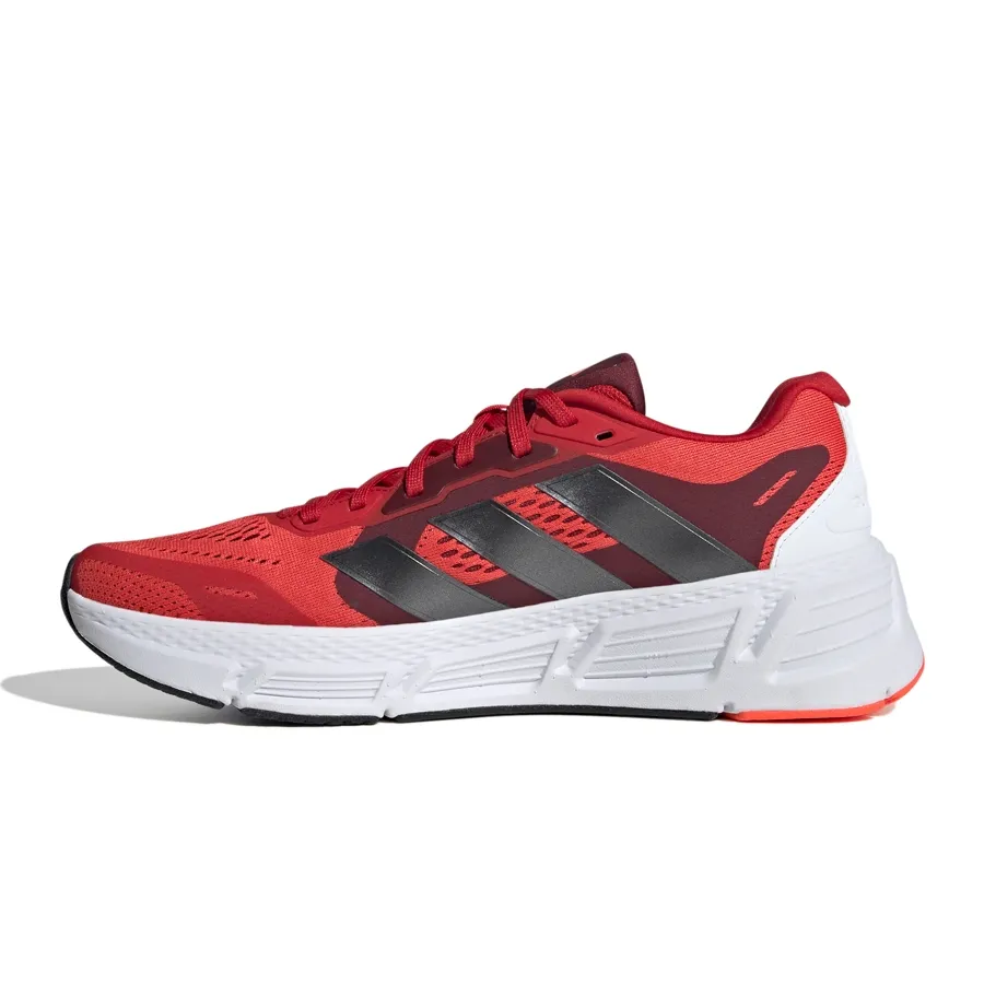 Imagen 3 de 8 de Zapatillas adidas Questar 2-ROJO/NEGRO