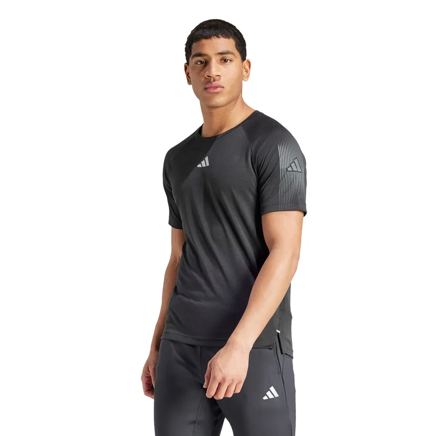 Imagen 0 de 5 de Remera adidas Training Brandlove-NEGRO/GRAFITO